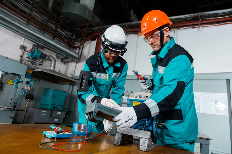 Sibur and G-Core Labs AR Remote Repairs and Maintenance Service