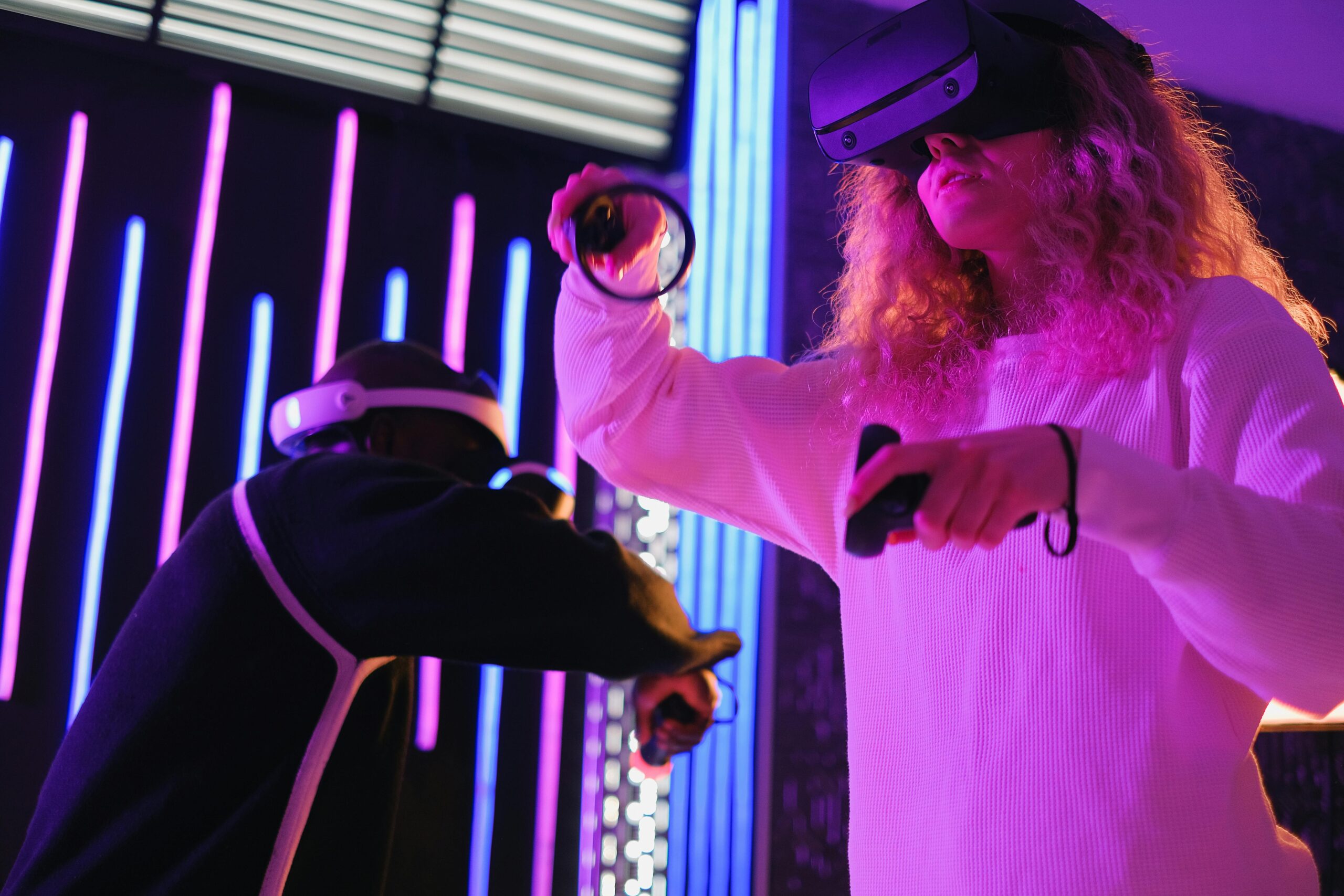 Pico 4 Ultra VR Headset with Snapdragon XR2 Gen 2 Launched