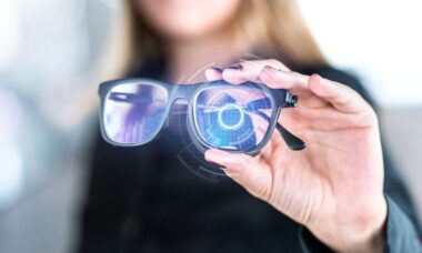Fifth-Gen AR Spectacles to Be Released by Snapchat