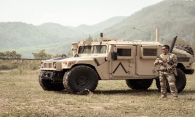 Mixed Reality Windshields for Military Vehicles Enhance Defence Capabilities
