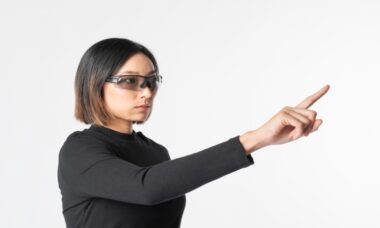 VITURE prepares for major AI glasses launch