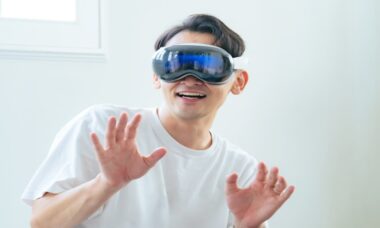 Android XR: Google’s Massive Mixed Reality Play