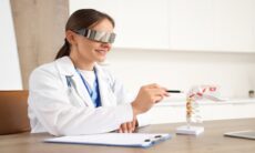 VB Spine to Acquire Augmedics AR Spine System