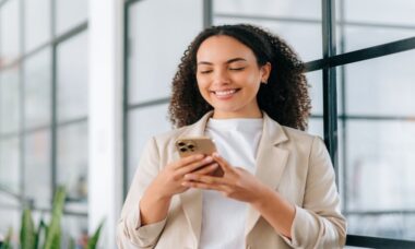 Pixi Launches AR Messaging App for iPhone Users
