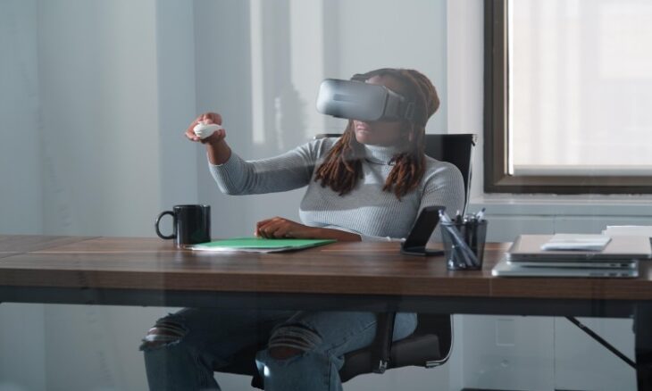 Lenovo Shifts XR Strategy to AI Wearables